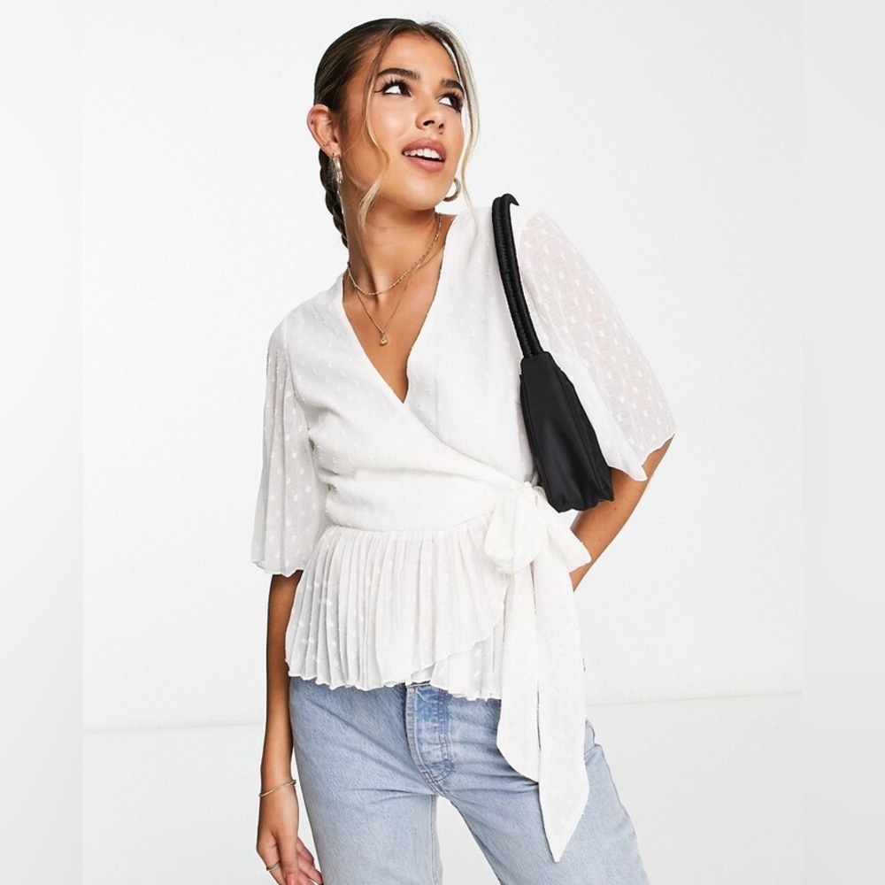 ASOS DESIGN Doppy Wrap Short Sleeve Blouse Pleated Peplum Hem Ivory Size 6